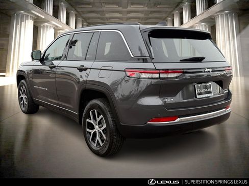 Used 2025 Jeep Grand Cherokee Limited w/ Trailer Tow Package image 7