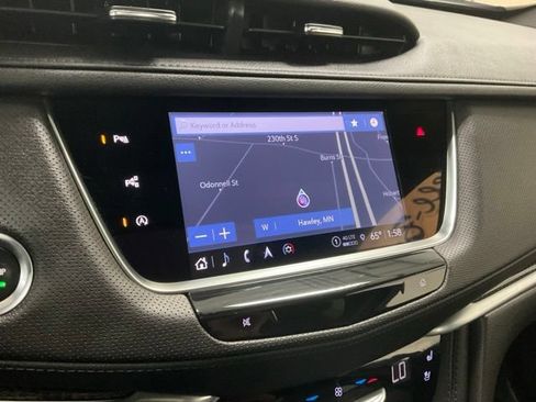 Used 2022 Cadillac XT5 Sportv w/ Technology Package AWD/4WD image 11