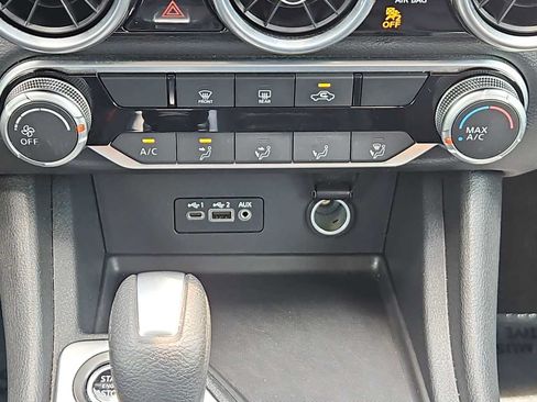 Used 2023 Nissan Sentra SV FWD image 16