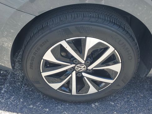 Used 2023 Volkswagen Jetta S FWD image 9