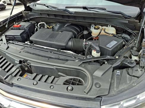 Used 2021 Chevrolet Suburban High Country AWD/4WD image 37