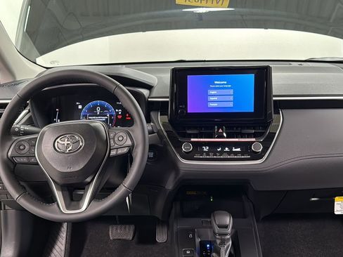 New 2026 Toyota Corolla Cross LE image 9