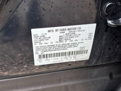 Used 2023 Ford Explorer XLT w/ Equipment Group 202A image 26