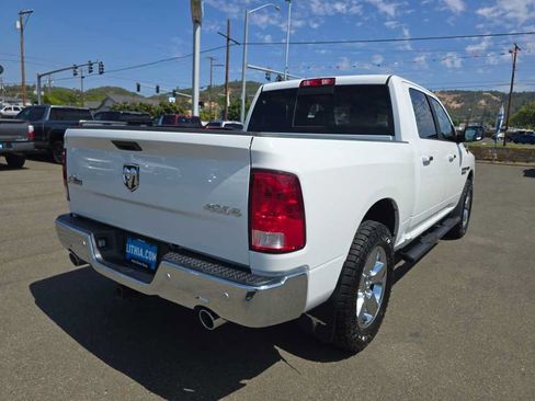 Used 2017 RAM 1500 Big Horn AWD/4WD image 5