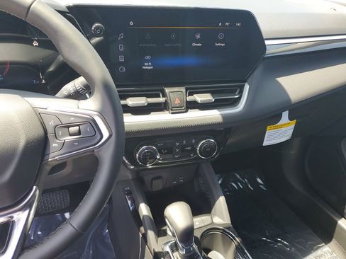New 2026 Chevrolet TrailBlazer LT w/ Convenience Package FWD image 25