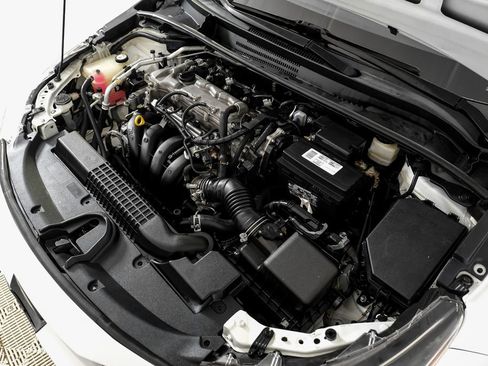 Used 2020 Toyota Corolla LE FWD image 48