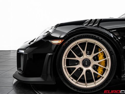 Used 2018 Porsche 911 GT2 RS image 16