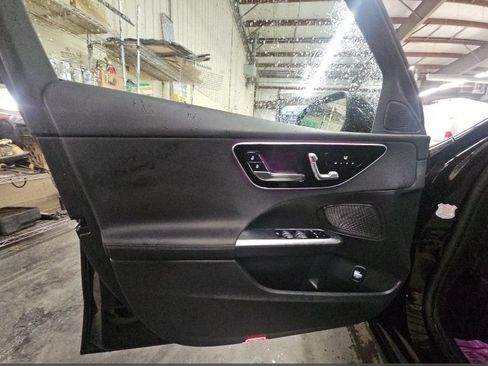 Used 2025 Mercedes-Benz C 300 4MATIC Sedan image 7