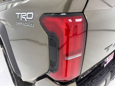New 2026 Toyota Tacoma TRD Off-Road AWD/4WD image 37