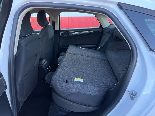 Used 2019 Ford Fusion SE FWD image 42