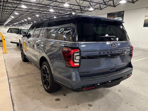 Used 2023 Ford Expedition Max Limited AWD/4WD image 3