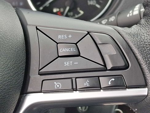 Used 2020 Nissan Rogue S w/ Special Edition Package image 22