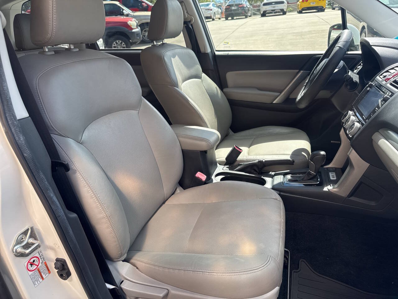 Used 2016 Subaru Forester 2.5i Touring w/ Eyesight & Navigation System AWD/4WD image 17
