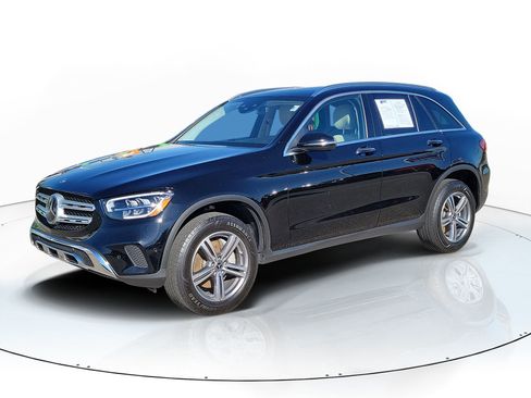 Used 2022 Mercedes-Benz GLC 300 4MATIC image 2