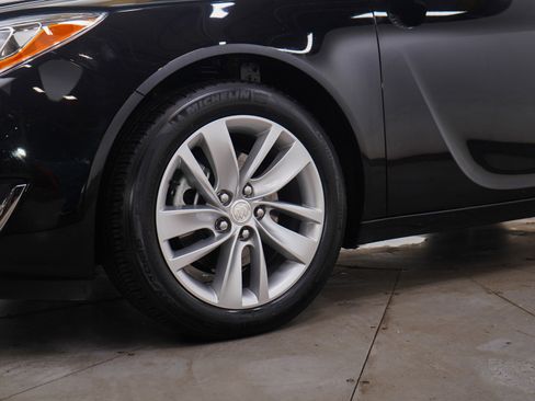 Used 2017 Buick Regal Premium w/ Driver Confidence Package #1 image 28