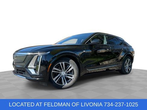 Used 2024 Cadillac Lyriq Luxury w/ LPO, Floor Liner Package AWD/4WD image 1