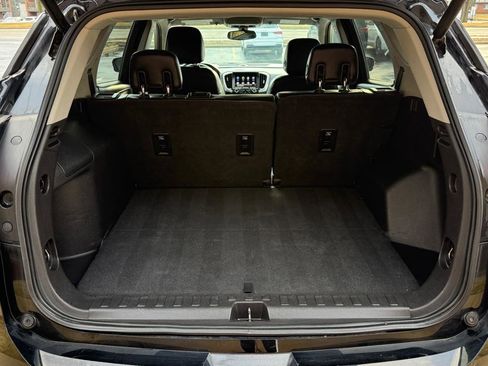 Used 2018 GMC Terrain SLT image 21