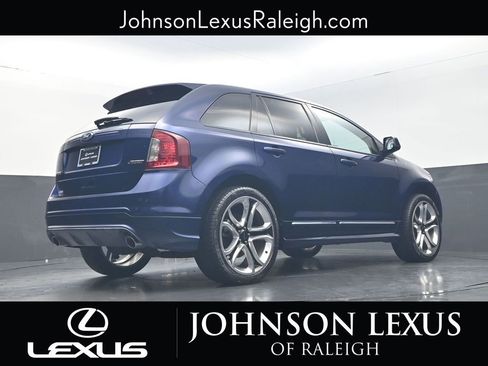 Used 2011 Ford Edge Sport w/ Driver Entry Pkg image 20