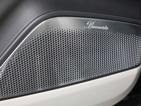 New 2025 Porsche Macan Turbo Electric image 17