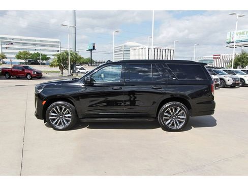 Used 2024 Cadillac Escalade Sport image 3