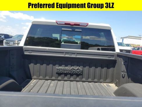 Used 2024 Chevrolet Silverado 1500 High Country image 9