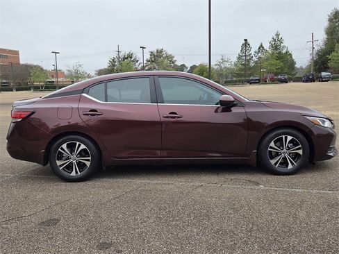 Used 2023 Nissan Sentra SV image 8