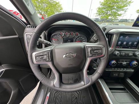 Used 2022 Chevrolet Silverado 1500 RST AWD/4WD image 31