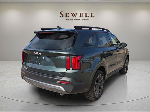 Used 2023 Kia Sorento SX Prestige AWD/4WD image 4