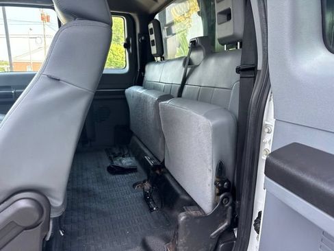 Used 2016 Ford F550 4x4 SuperCab Super Duty image 13