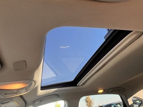 Certified 2019 INFINITI Q70 Luxe image 27