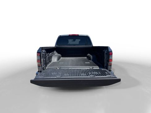 Used 2024 Nissan Frontier SV AWD/4WD image 17