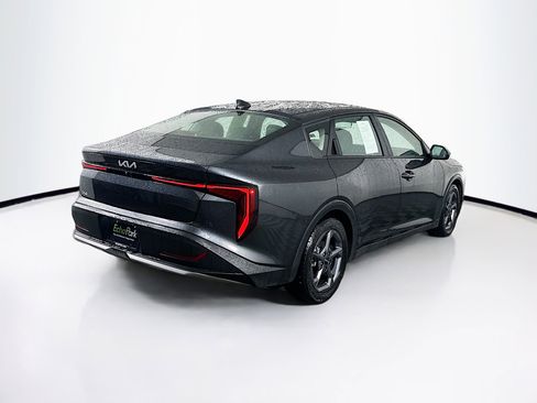 Used 2025 Kia K4 LXS image 9
