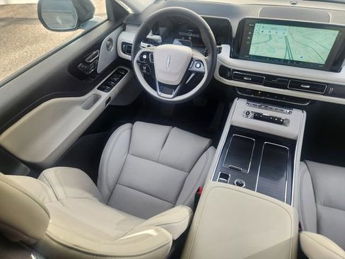 New 2026 Lincoln Aviator Reserve w/ Luxury Package image 10