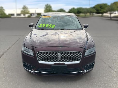 Used 2020 Lincoln Continental AWD w/ Premium Package image 2