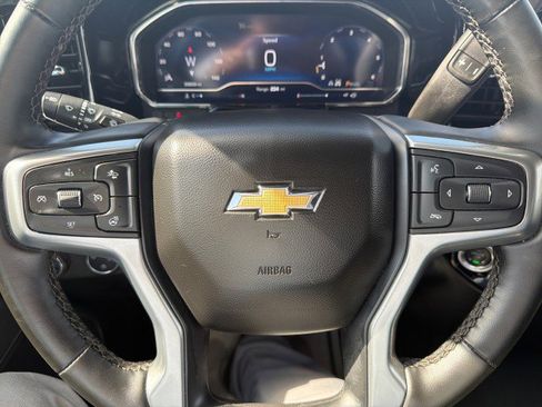 Used 2025 Chevrolet Silverado 1500 LT image 8