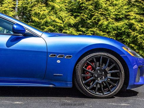 Used 2018 Maserati GranTurismo Sport RWD image 11