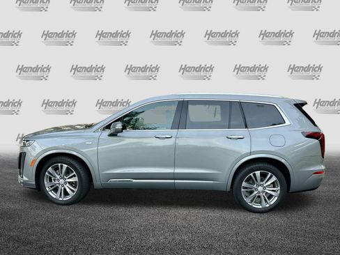 Used 2023 Cadillac XT6 Premium Luxury w/ Technology Package image 3