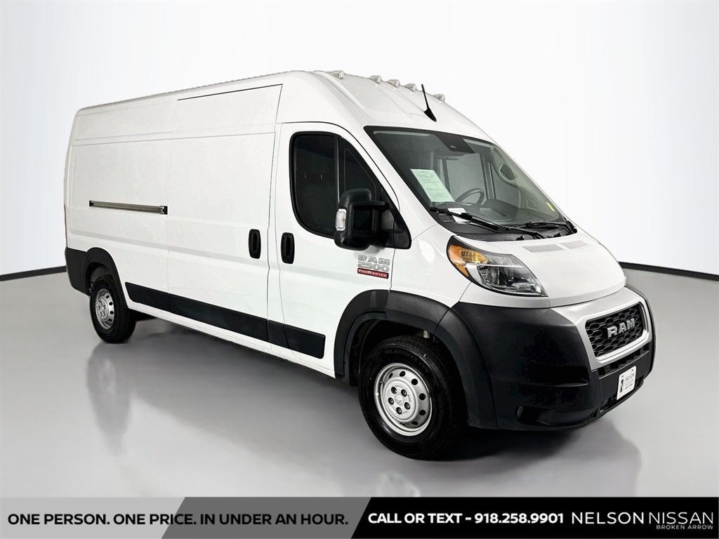 Used 2022 RAM ProMaster 2500 w/ Driver Convenience Group FWD image 3