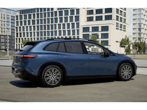 New 2026 Mercedes-Benz EQS 400 4MATIC SUV image 19