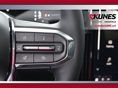 New 2025 GMC Acadia Elevation image 32