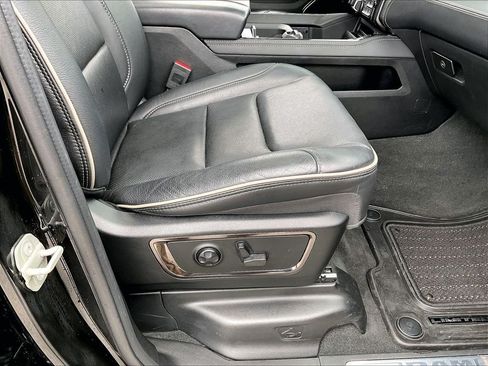 Used 2024 RAM 1500 Limited AWD/4WD image 37