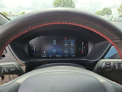 Used 2025 Ford Escape ST-Line FWD image 11