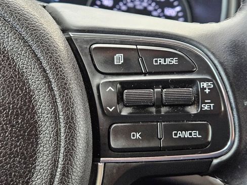 Used 2017 Kia Sportage EX image 25