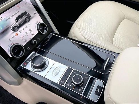 Used 2021 Land Rover Range Rover Westminster Edition image 13