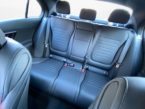 Used 2025 Mercedes-Benz C 300 4MATIC Sedan image 12