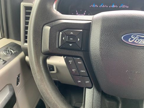 Used 2019 Ford F550 4x4 Regular Cab Super Duty image 15