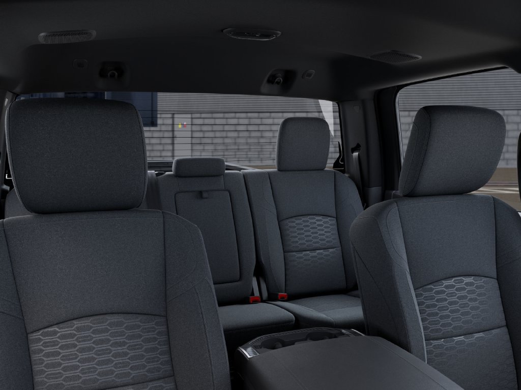 New 2027 RAM 3500 Big Horn AWD/4WD image 26