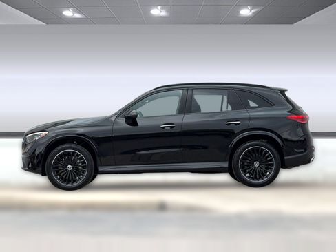 Used 2026 Mercedes-Benz GLC 300 4MATIC image 2