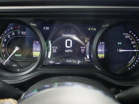 New 2024 Jeep Wrangler Unlimited Sahara image 23