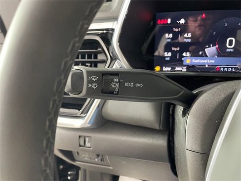 New 2026 GMC Canyon Elevation w/ Convenience Package image 11